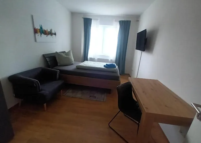 Schoene Mit Wlan Und Balkon In Salbke Apartamento *